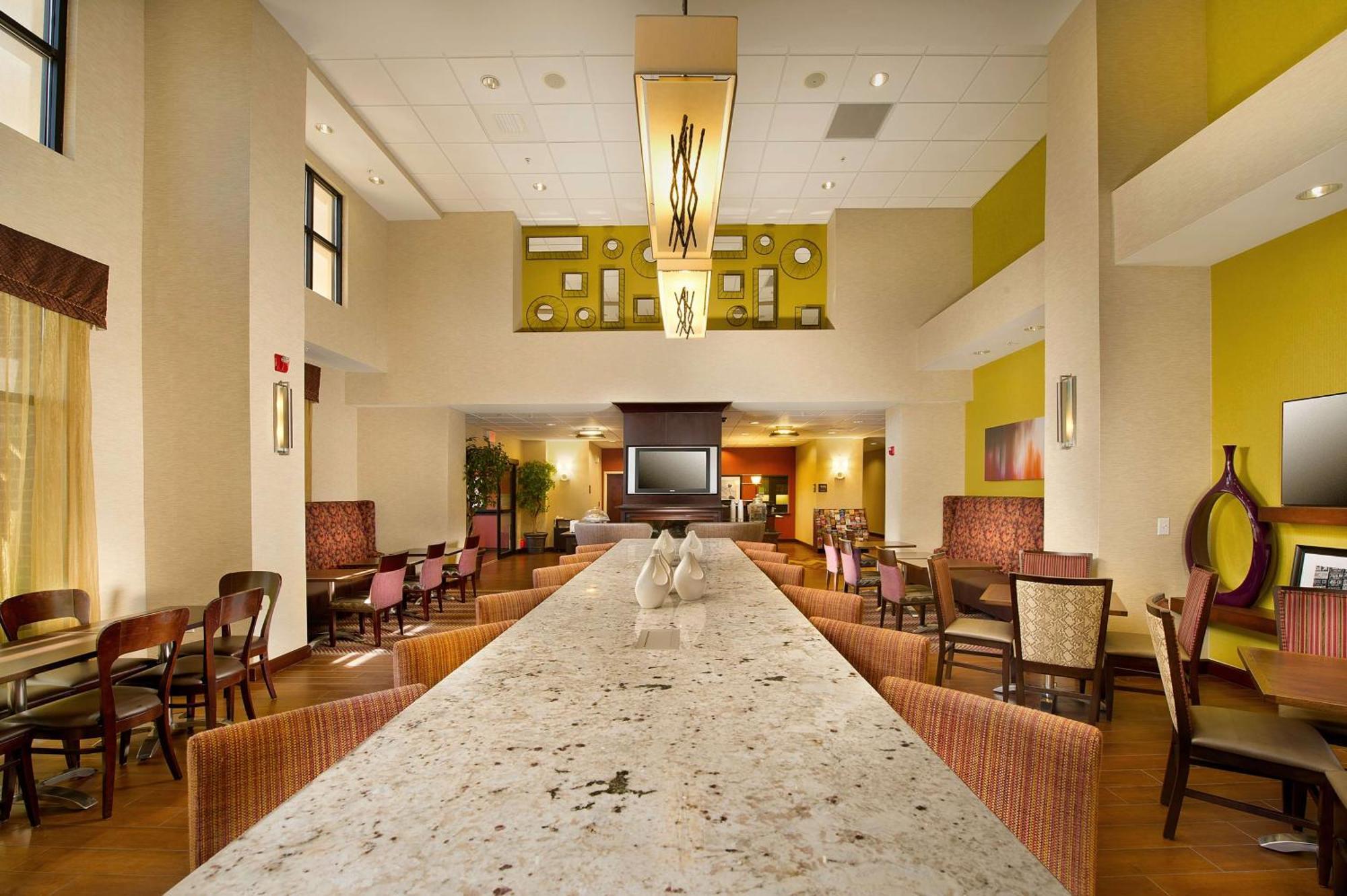 Hampton Inn And Suites San Antonio Airport Esterno foto