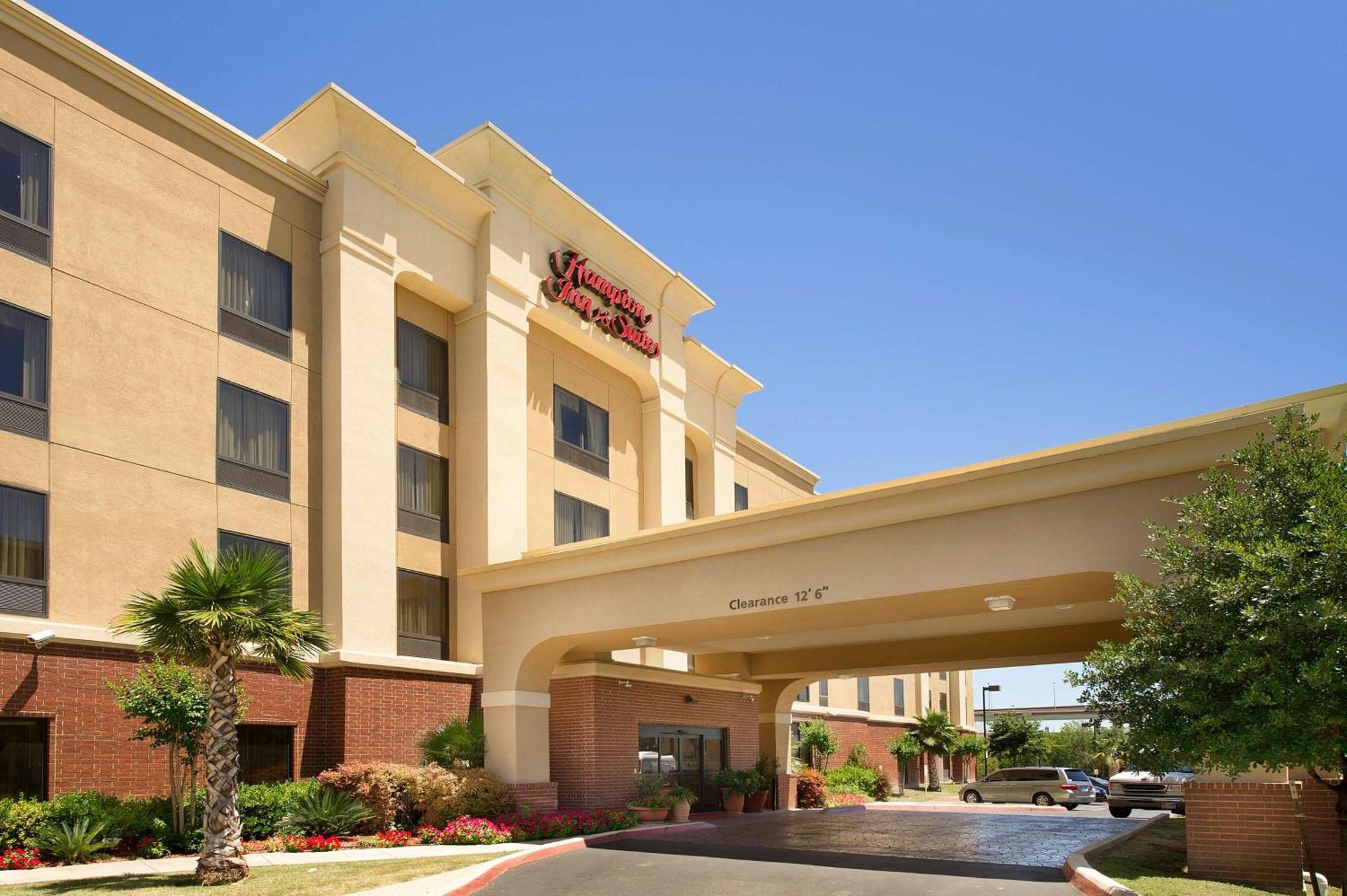 Hampton Inn And Suites San Antonio Airport Esterno foto